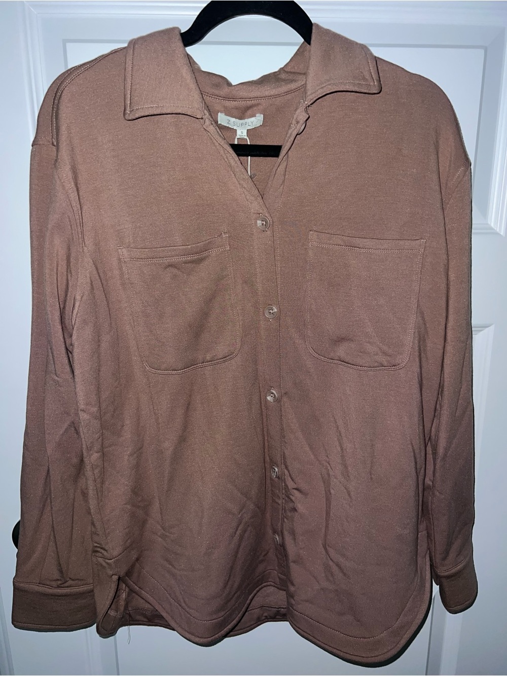 NWT size small Z Supply Women’s Layover Button-Up Shirt in Mauve Brown